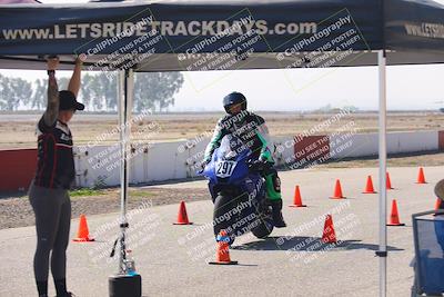 media/Nov-03-2025-Lets Ride (Mon) [[4d74c1c4d3]]/B Group/Grid/